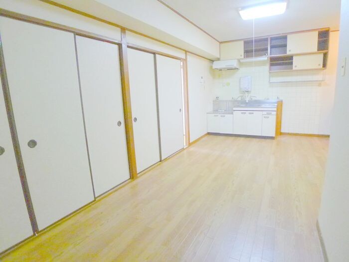 尾花第２フラワーマンションの物件内観写真