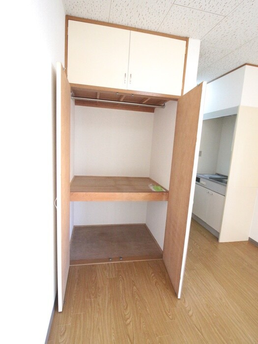 アゼリアハイツの物件内観写真