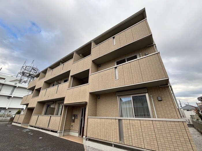 ウイルアトラスの物件外観写真