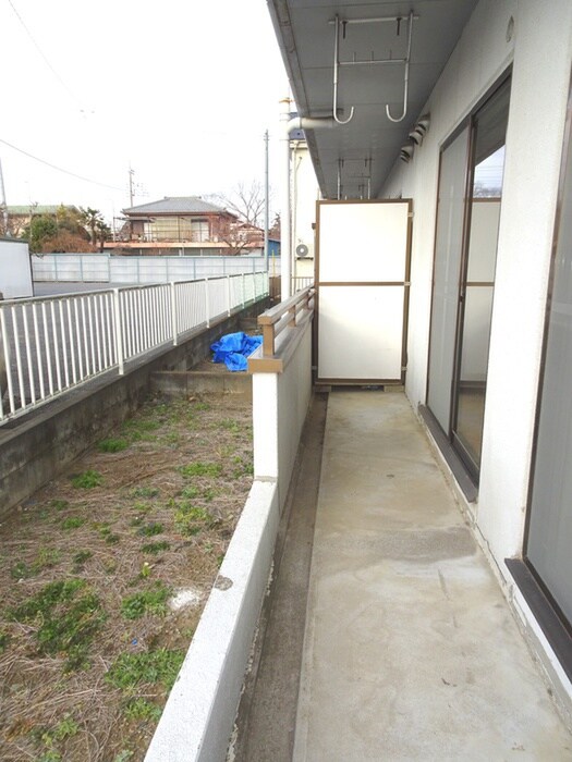 ファミ－ル末廣の物件内観写真