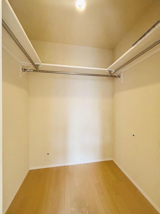 オーク本木の物件内観写真