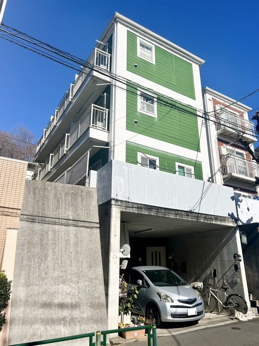 グリーンフラッツ成城の物件外観写真