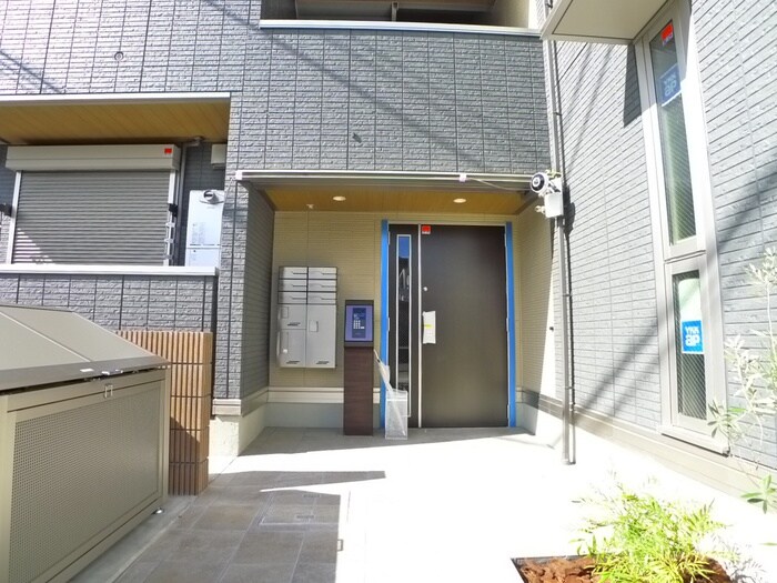 Der Grenzeの物件外観写真