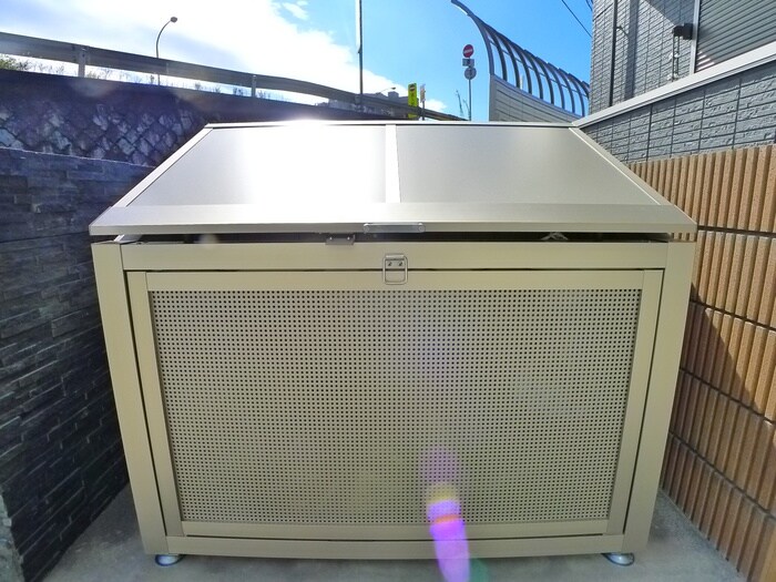 Der Grenzeの物件外観写真