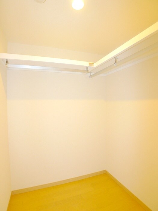 レオ四拾八番館の物件内観写真