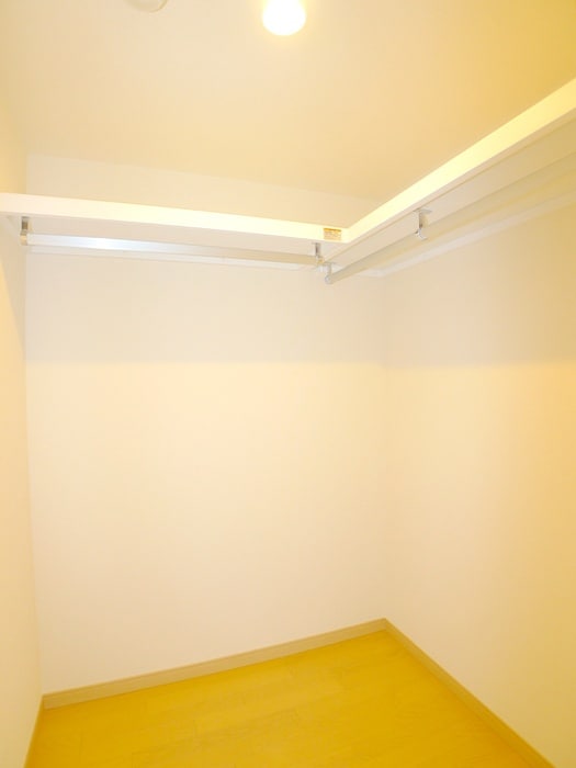 レオ四拾八番館の物件内観写真