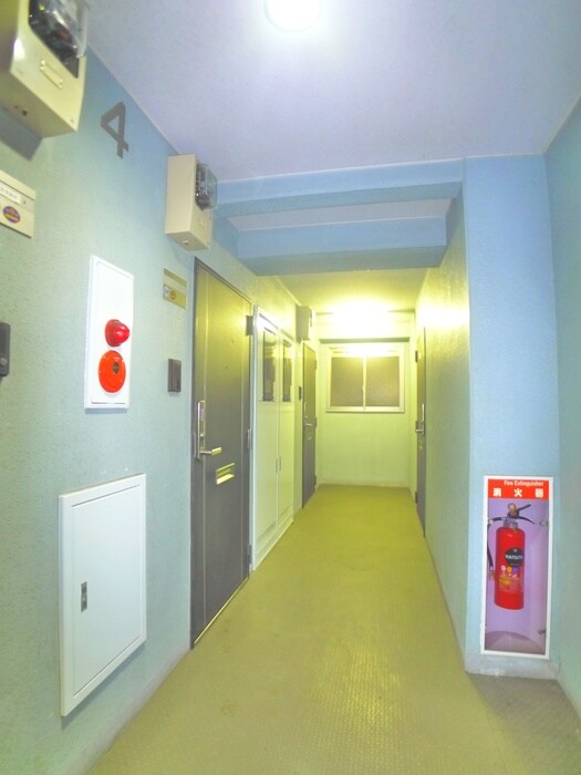 第２石井ビルの物件外観写真