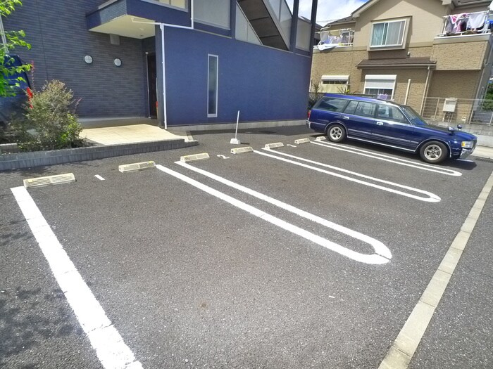 エムズグレイス７の物件外観写真