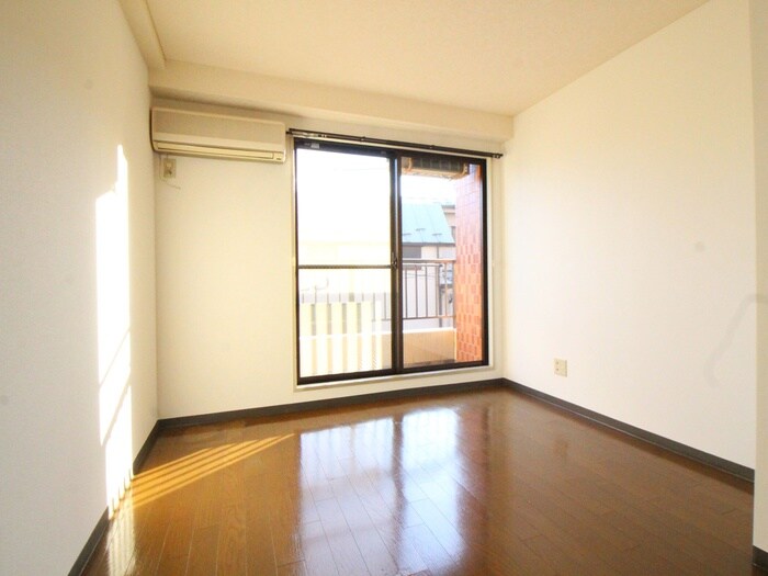 メゾンクレールの物件内観写真