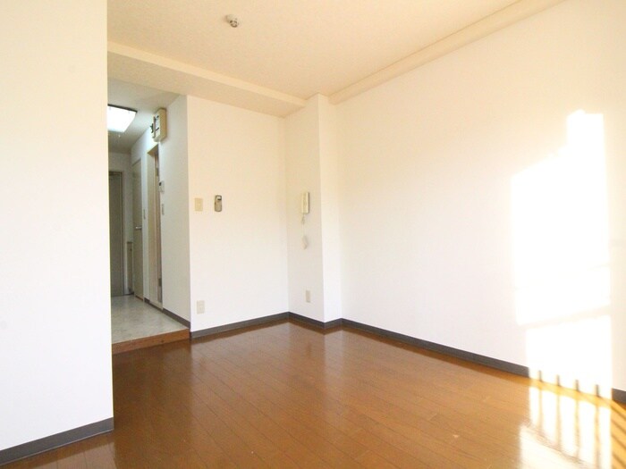 メゾンクレールの物件内観写真