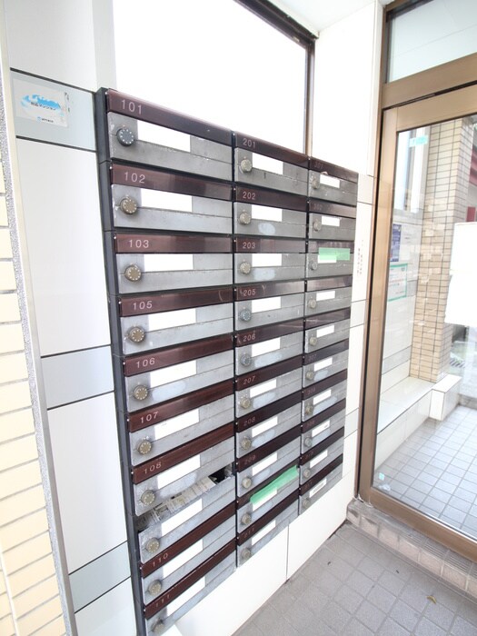 第７７シンエイビルの物件外観写真