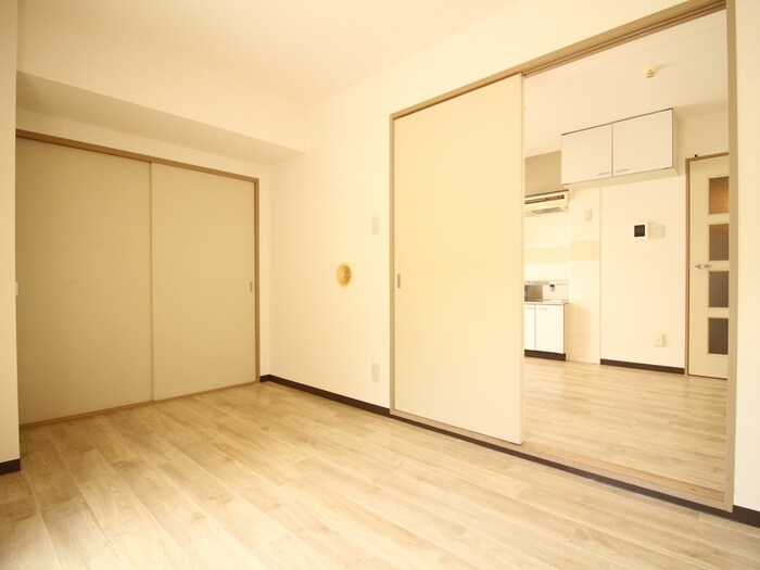 プラザ仲町台センターの物件内観写真