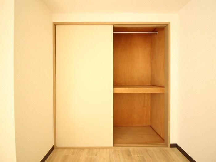 プラザ仲町台センターの物件内観写真