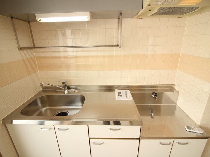 プラザ仲町台センターの物件内観写真