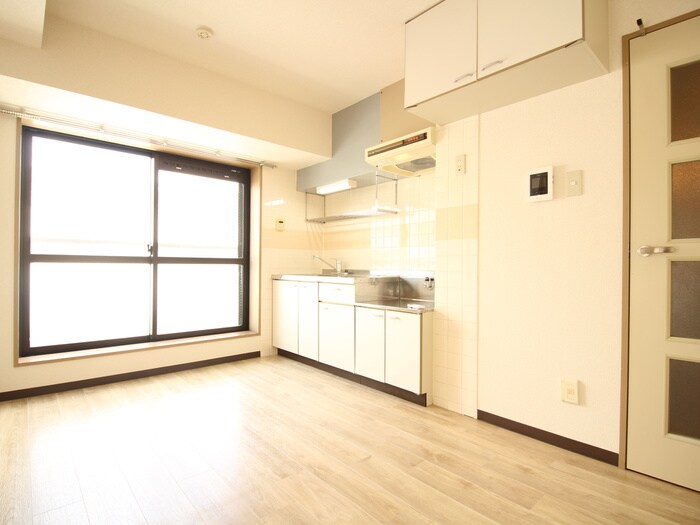 プラザ仲町台センターの物件内観写真