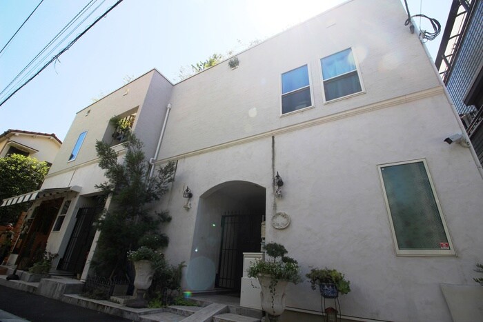 Alice Garden Hillsの物件外観写真