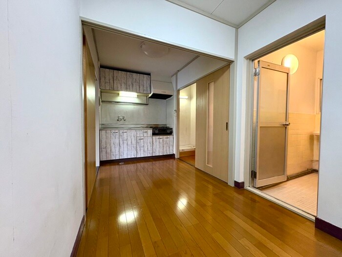 イズミマンションの物件内観写真