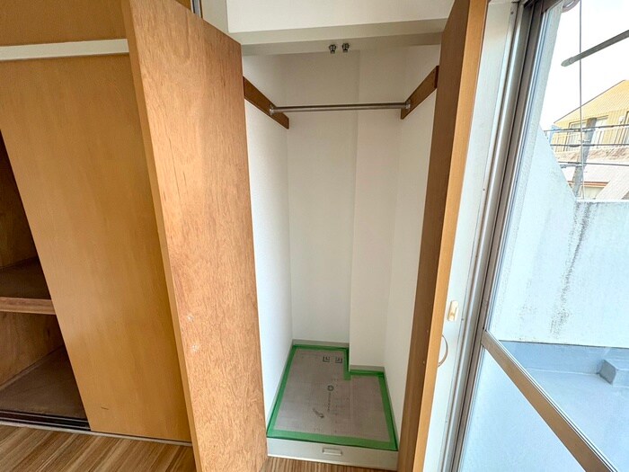 イズミマンションの物件内観写真