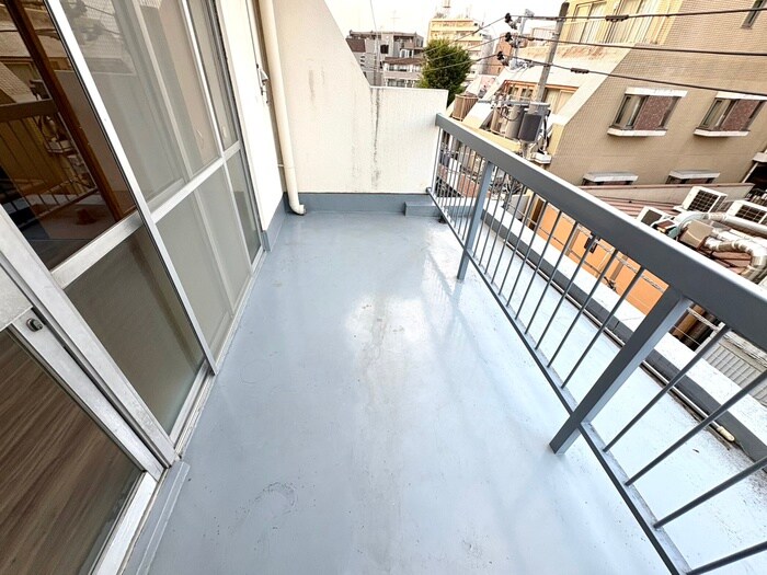 イズミマンションの物件内観写真