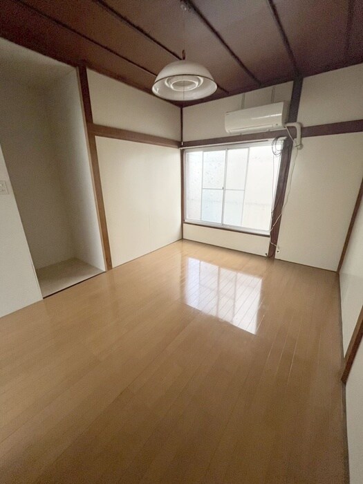 千草荘Ａの物件内観写真