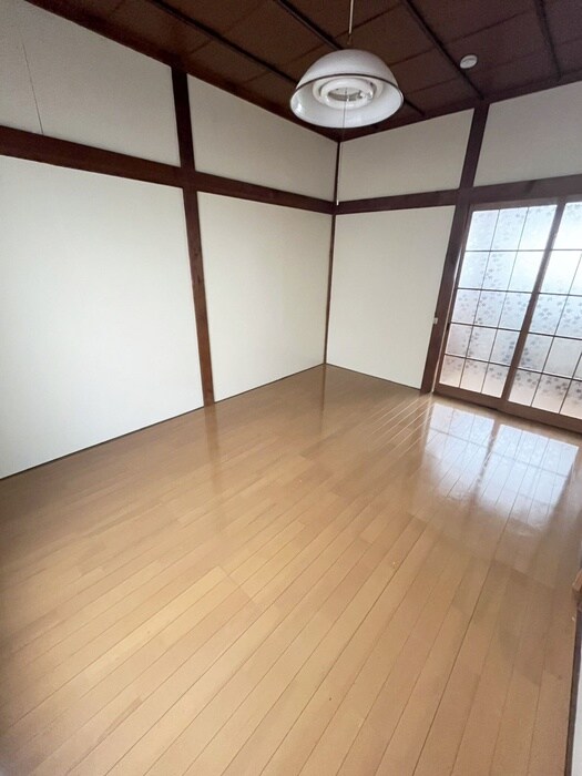 千草荘Ａの物件内観写真