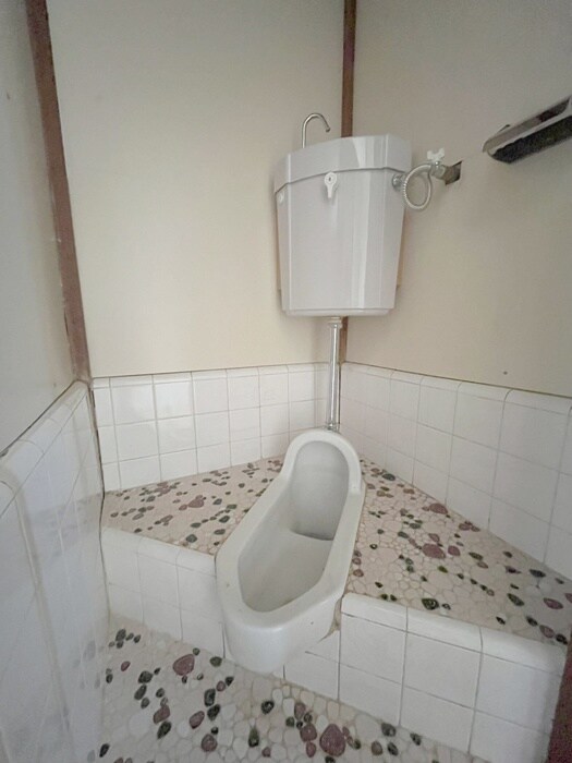 千草荘Ａの物件内観写真