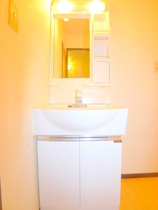 藤コ－ポＡ棟の物件内観写真