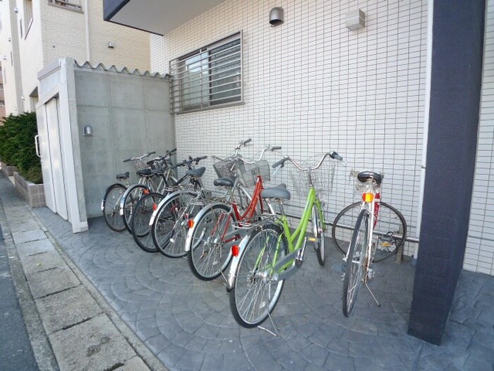 ルネスノワールの物件外観写真