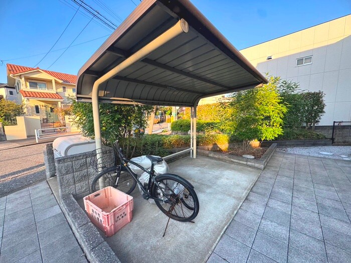 ブリリアントＫの物件外観写真