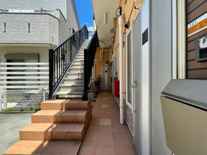 ユナイトエールツルミの物件外観写真