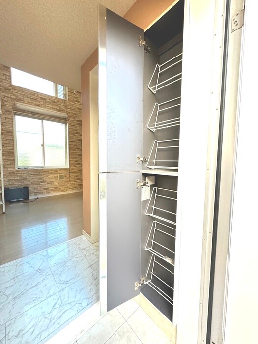 ユナイトエールツルミの物件内観写真