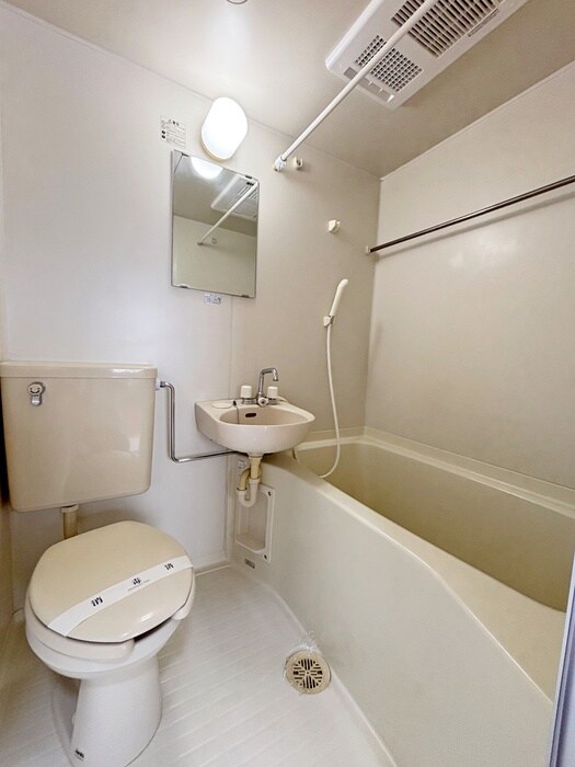 AMMS OKAMURAの物件内観写真