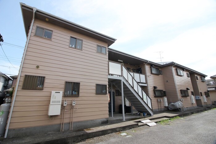 ハイツウェルトの物件外観写真