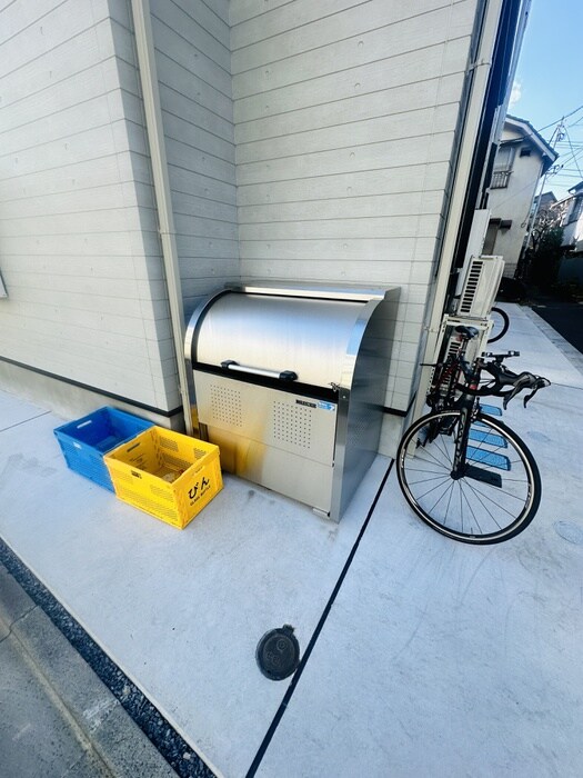 ＰＥＴＩＴ　ＫＯＳＵＧＥの物件外観写真