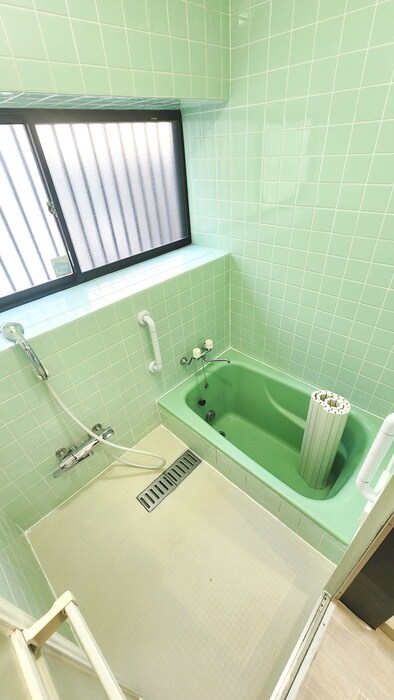 西生田５丁目貸家の物件内観写真