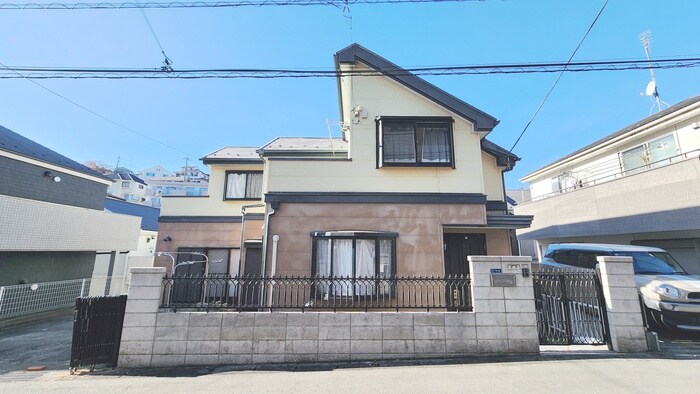 西生田５丁目貸家の物件外観写真