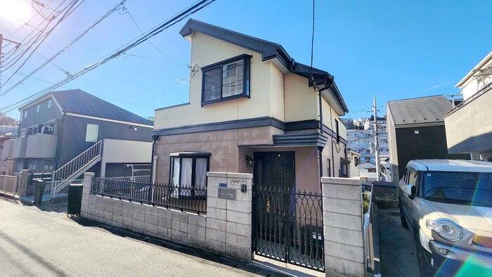 西生田５丁目貸家の物件外観写真