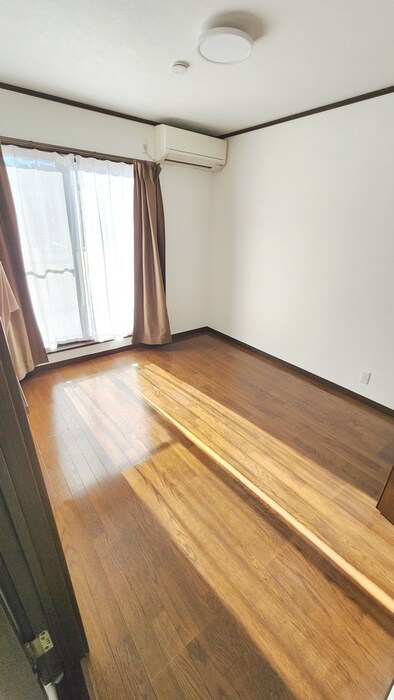 西生田５丁目貸家の物件内観写真