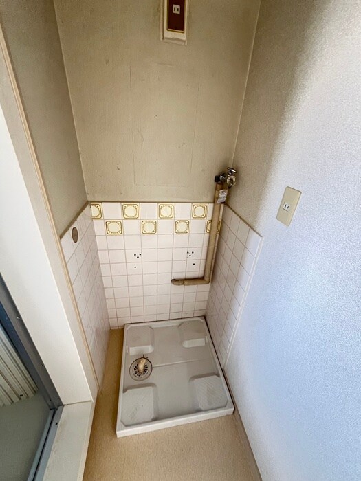 ヴィラガ－デンの物件内観写真