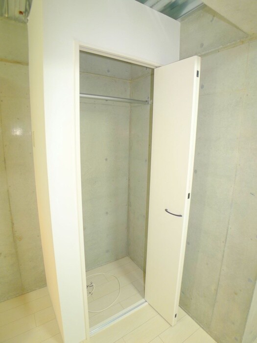 ＡＴＯＲＡＳ　ＭＡＫＵＨＡＲＩの物件内観写真