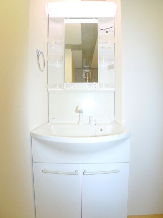 ＡＴＯＲＡＳ　ＭＡＫＵＨＡＲＩの物件内観写真