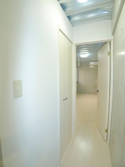 ＡＴＯＲＡＳ　ＭＡＫＵＨＡＲＩの物件内観写真