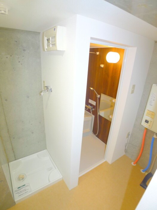 ＡＴＯＲＡＳ　ＭＡＫＵＨＡＲＩの物件内観写真