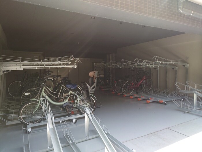 アジールコート山手動坂の物件外観写真