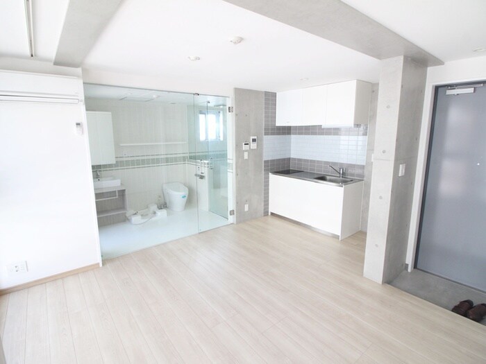 ANNIR Residence East-Ohmiyaの物件内観写真