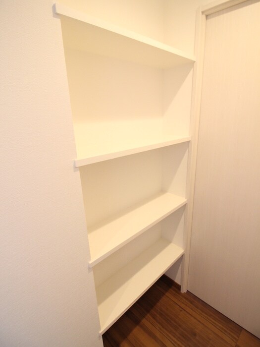 ANNIR Residence East-Ohmiyaの物件内観写真