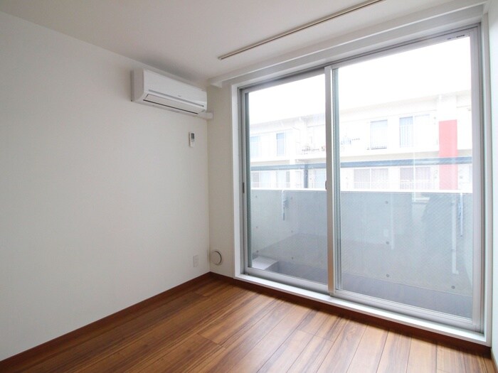 ANNIR Residence East-Ohmiyaの物件内観写真