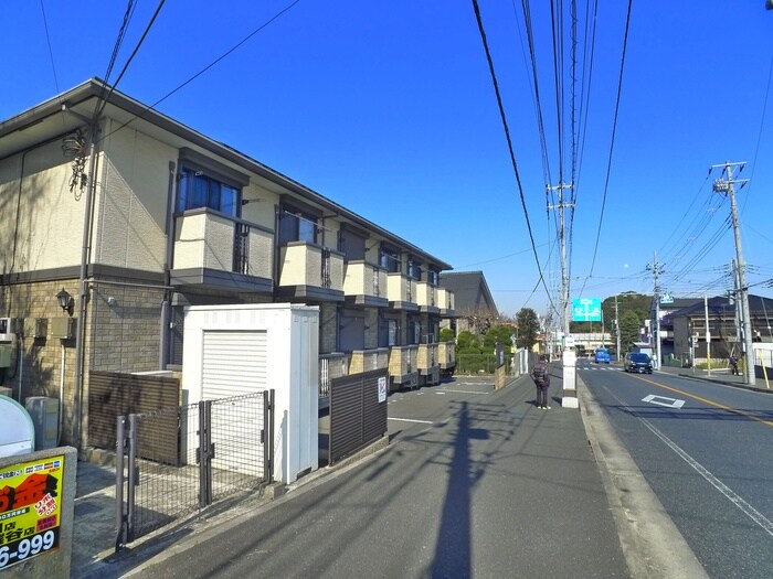 カサベルデの物件外観写真