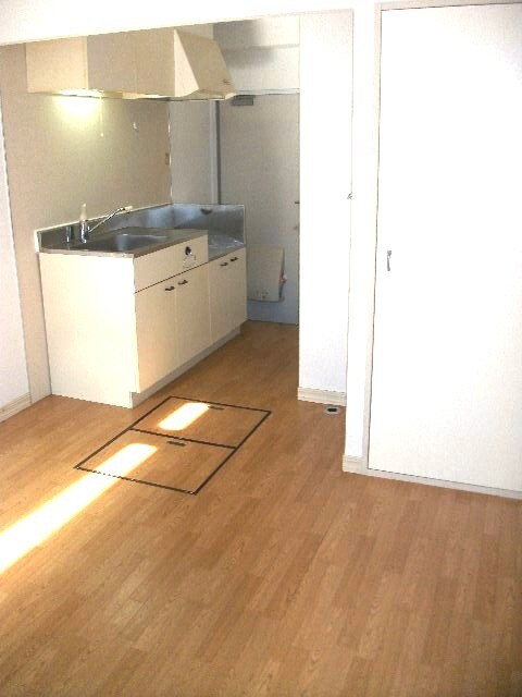 サンクリスティ－ハウスの物件内観写真