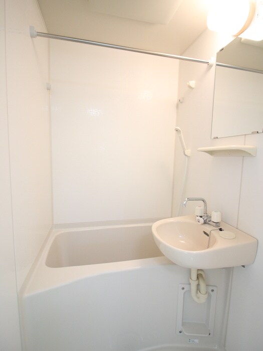 リ－ヴェルポ－ト横浜三ッ沢Ⅲの物件内観写真